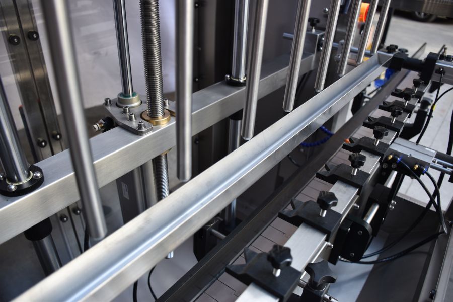 RF-GZ6T Automatic Gravity Liquid Filler 